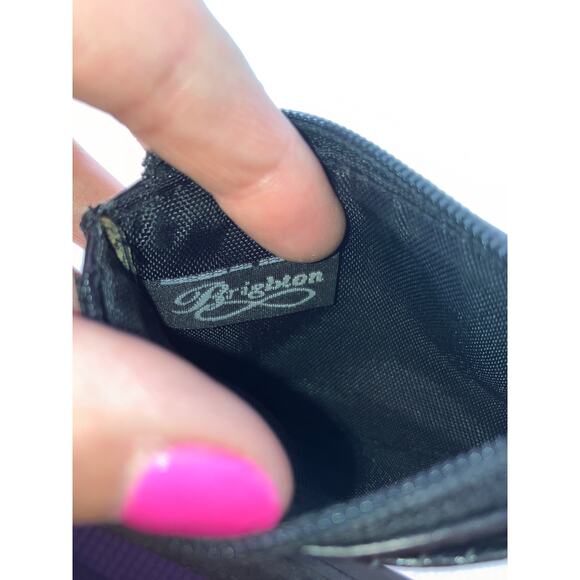 BRIGHTON SMALL BLACK LEATHER CARD WALLET WITH HEART WINDOW - Picture 5 of 9